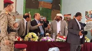 حصري: هادي والأحمر يستحوذون على 70 مليار ريال من إيرادات نفط اليمن
