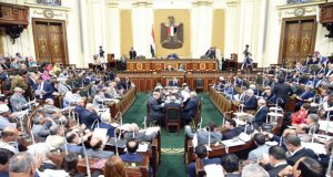 بيان مفاجئ للبرلمان المصري يرفض أي تدخلات عسكرية خارجية في اليمن ويدعو لوقف الحرب