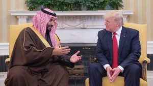 صحيفة ومركز بحث إسرائيلي: ترامب وبّخ بن سلمان بسبب مصر ووضع خطوط حمراء للقمة العربية