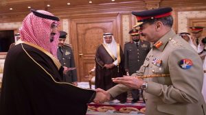 الكشف عن وساطة باكستانية بين السعودية وإيران