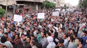 سوريا: مقتل وإصابة مئات المسلحين باقتتال الفصائل وأهالي الغوطة يخرجون بمظاهرات غاضبة
