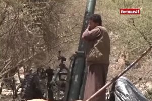 وكالة روسية: أقوى مدفع هاون في العالم يظهر لدى الحوثيين في اليمن (فيديو)