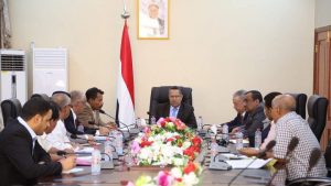 بن دغر يعلن الطوارئ الصحية في 5 محافظات جنوبية ومحافظ عدن يتهمه بعدم الفهم