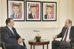 الأردن يؤكد دعم الحل السياسي في اليمن ويمنح ولد الشيخ مقراً في عمّان
