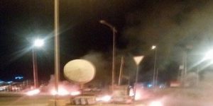 احتجاجات وقطع شوارع في عدن وتدشين حملة #يرحل_بن_دغر_وحكومته