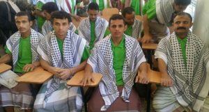 الحوثيون يطلقون سراح 164 أسيراً من قوات هادي في مبادرة من طرف واحد