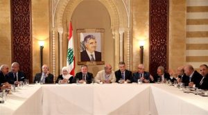 تيار الحريري يفاجئ السعودية ويطالب بإعادته إلى لبنان والرياض ترد بدعوة رعاياها بالمغادرة فوراً