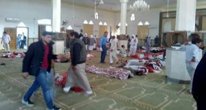 تفاصيل وصور #تفجير_مسجد_الروضه : 184 قتيلاً و 125 جريحاً بتفجيرات استهدفت مسجداً في سيناء مصر