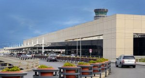 توقيف أمير سعودي في مطار بيروت وتحويله للتحقيق للاشتباه بحيازته للمخدرات