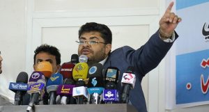الحوثي: أمريكا أسقطت ميناء الحديدة من خطط التحالف العسكرية ويجب مخاطبة الشركات بخفض رسوم تأمين السفن