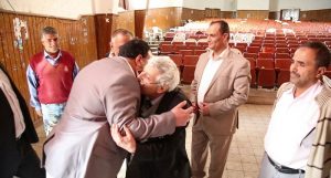 الصماد يزور الدكتور عبدالعزيز المقالح في مركز الدراسات بالعاصمة صنعاء (صور)