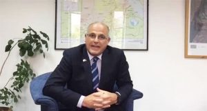 بيان: بريطانيا تقدم سفيرها الجديد في اليمن وتؤكد أن المرحلة القادمة ستكون للحل السياسي