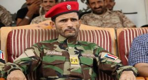 صيف عدن الساخن: هادي بدون قدرة على التنفيذ يحيل قادة أمنيين موالين للإمارات للقضاء والانتقالي يهدد بطرده وحكومته