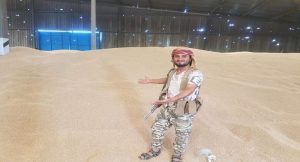 مصادر تكشف لـ المراسل نت: لهذه الأسباب أحرق أتباع الإمارات مطاحن البحر الأحمر شرقي الحديدة