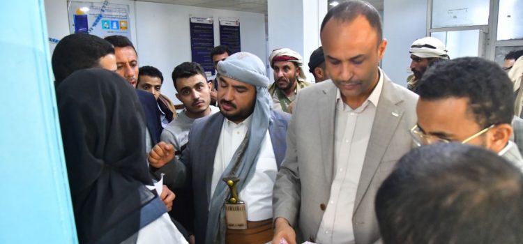 شمسان أبو نشطان: لا صحة لشائعات توقف تمويل الخدمات الطبية المجانية بالمستشفى الجمهوري