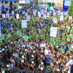 مسيرات مليونية غاضبة في 317 ساحة بالحديدة نصرة للقرآن وفلسطين