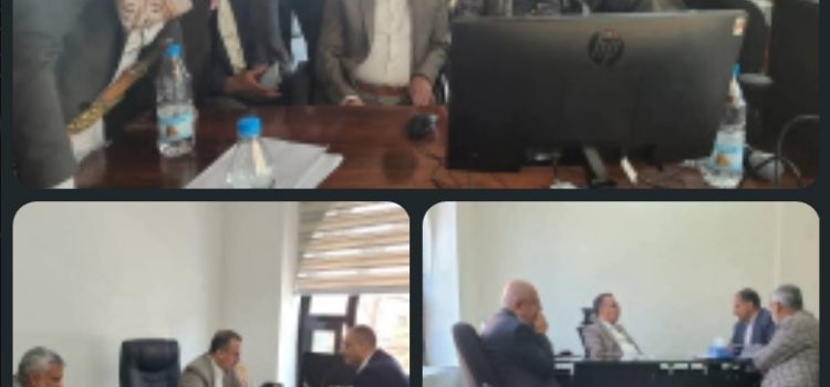 القائم بأعمال رئيس مصلحة الضرائب والجمارك يزور وحدة كبار المكلفين