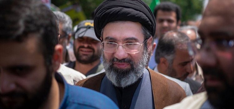 الاعلام الغربي يعلق على اختيار مجتبى خامنئي قائداً لإيران وفشل المجرم ترامب