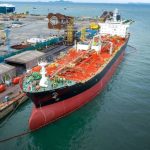 تحركات أميركية لضبط السوق… اجتماع يناقش النفط والغاز والشحن