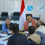 القائم بأعمال رئيس مصلحة الضرائب والجمارك يحضر اجتماعا للجنة المقاطعة