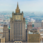 موسكو تُشيد بدور باكستان وتحذّر من سياسات واشنطن العدوانية