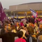 المظاهرات الصهيونية تتواصل ضد مجرمي الحرب تنديداً بانعكاسات وأعباء العدوان على إيران