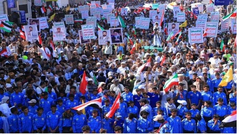 317 مسيرة حاشدة في الحديدة تبارك النصر لإيران ومحور المقاومة وتؤكد الجاهزية في مواجهة العدو