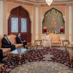 سلطان عمان يبحث مع عراقجي جهود إنهاء المواجهة بين طهران وواشنطن