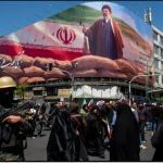 بالدبلوماسية والردع.. إيران تعزز حضورها في مواجهة النفوذ الأمريكي والصهيوني