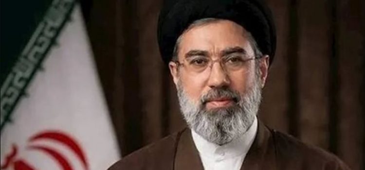 السيد مجتبى خامنئي ينعي استشهاد رئيس المجلس الاستراتيجي كمال خرازي