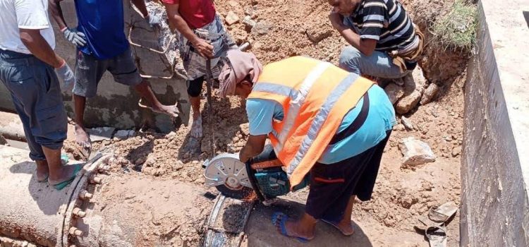 تقرير دولي: ثلثا سكان عدن بلا ماء وانقطاع الكهرباء يعمّق مأساة الصيف بالمدينة