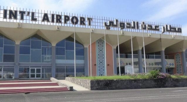 فضيحة جديدة لحكومة المرتزقة.. تنظيف مطار عدن بـأكثر من 2 مليون دولار