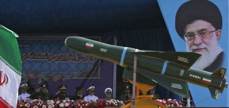 من أوهام إسقاط طهران إلى الرضوخ لشروطها.. اتفاق باكستان يُسقط الهيمنة الأمريكية في المنطقة