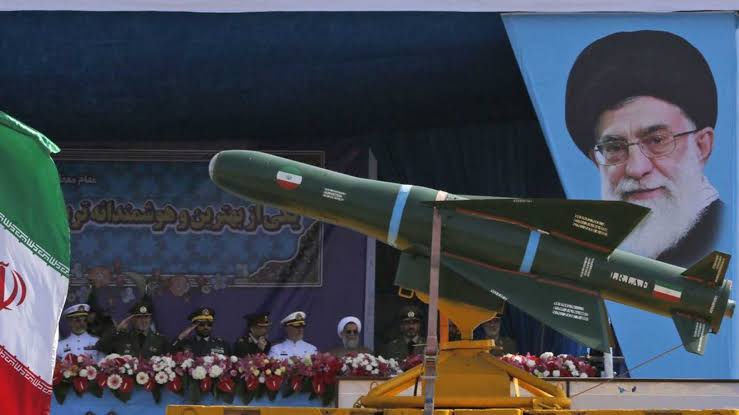 من أوهام إسقاط طهران إلى الرضوخ لشروطها.. اتفاق باكستان يُسقط الهيمنة الأمريكية في المنطقة