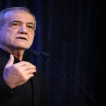 بزشكيان: الحشود المليونية في تشييع الشهيد الإمام السيد علي الخامنئي رسالة يفهمها العالم