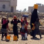 63 منظمة دولية تحذر من تفاقم الأزمة الإنسانية في اليمن