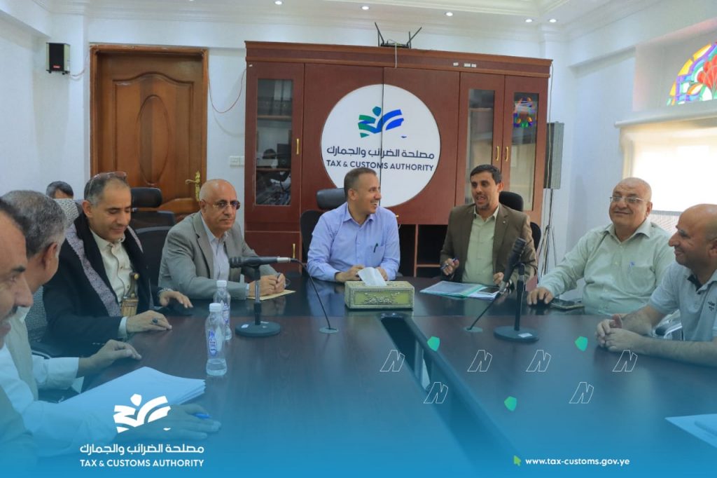 القائم بأعمال رئيس مصلحة الضرائب والجمارك يؤكد لقيادات المصلحة الجديدة بأن المرحلة القادمة عنوانها الإنجاز والانضباط المؤسسي