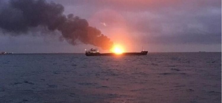 رويترز: تراجع حاد في الملاحة عبر باب المندب وهرمز في ظل الحظر البحري اليمني على السفن السعودية