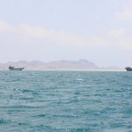 صنعاء تفنّد حملات التخويف: «باب المندب» مفتوح للجميع… إلا للسعودية