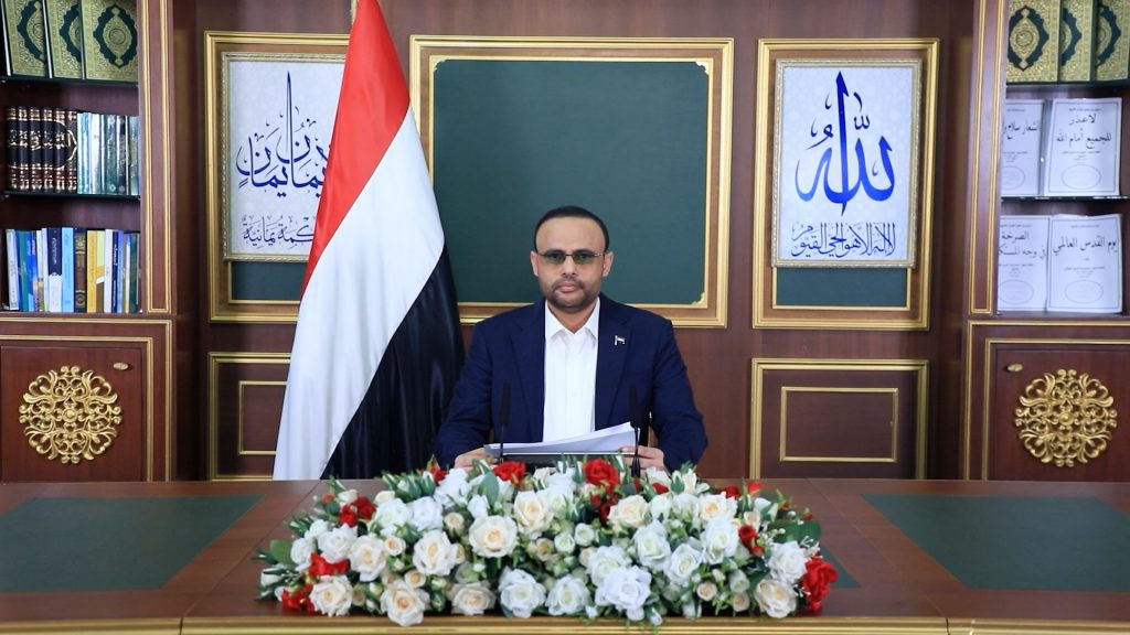 الرئيس المشاط يذكر النظام السعودي بدروس التاريخ ويؤكد: ثورة 14 أكتوبر لا تزال حاضرة في الميدان ومتجسدة في بنادق المجاهدين المدافعين عن الوطن وسيادته واستقلاله